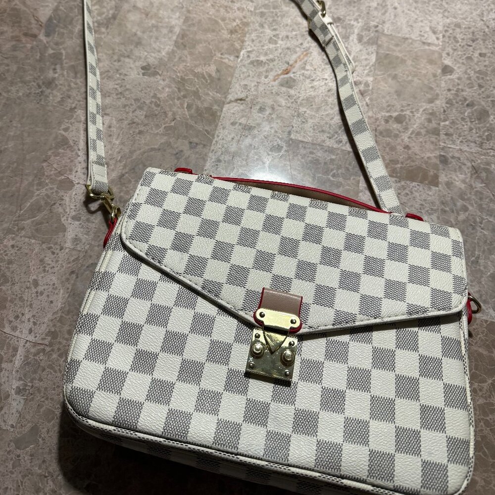 White checker pattern Fashion crossbody handbag-METIS INSPIRED-Brand New!